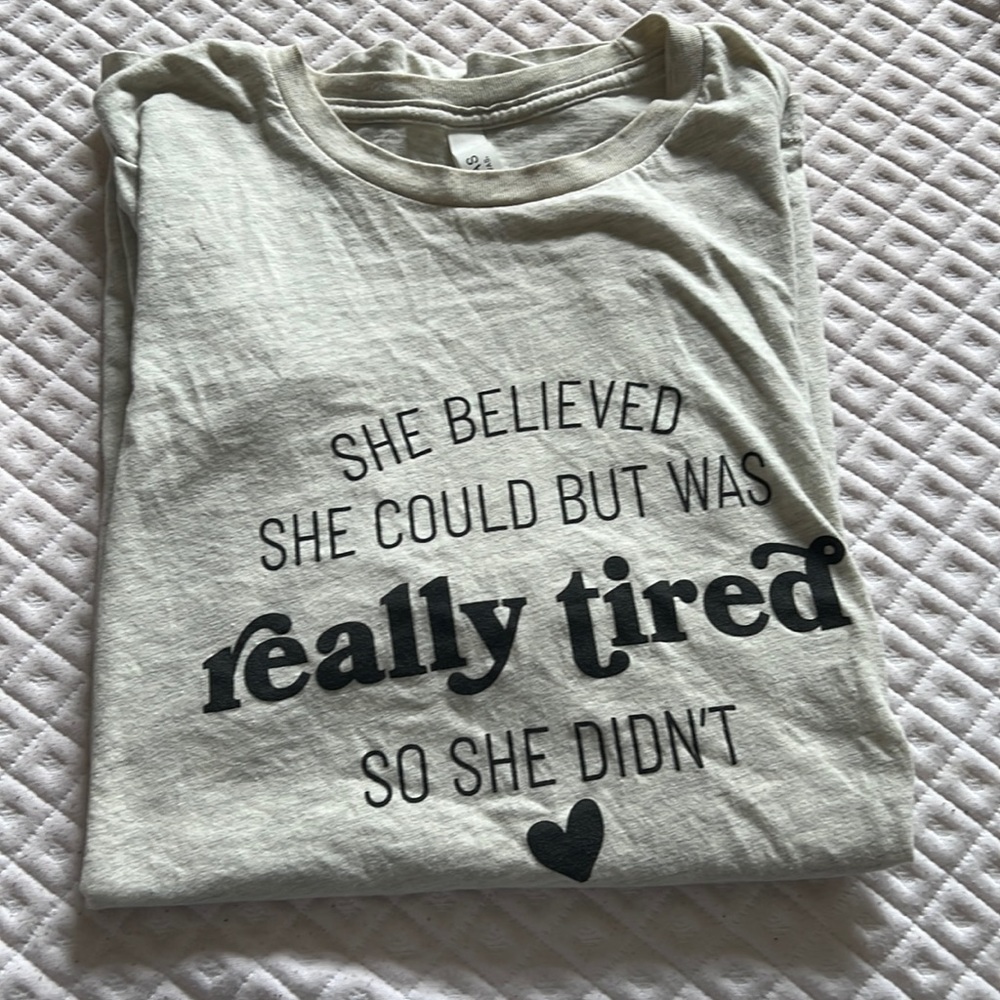 Short sleeve shirt